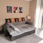 Apartment Alishome, *