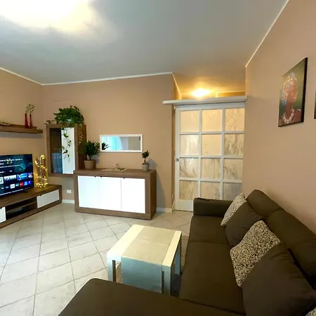 Apartment Alishome, Elegante Trilocale Con Vista Mare E Giardino