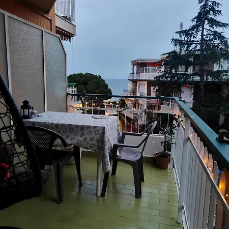Alishome, Elegante Trilocale Con Vista Mare E Giardino Apartment *