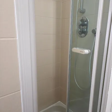 Apartamento Alishome, *